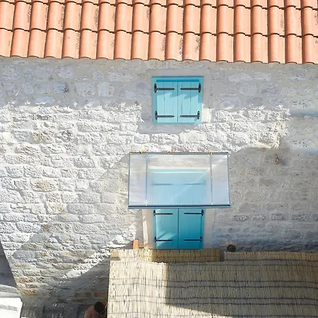 Charming 2br By The Sea Prázdninový dům *