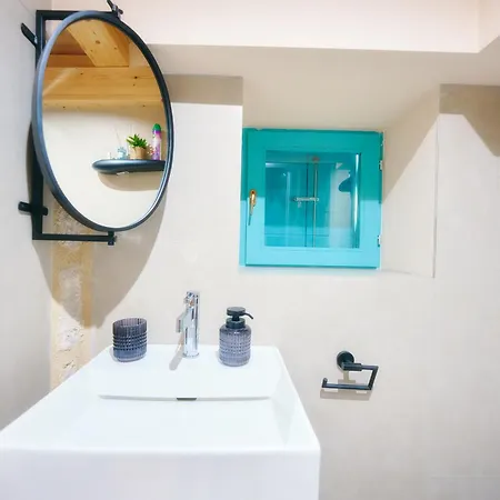 Casa vacanze Charming 2br By The Sea Sućuraj