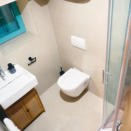 Charming 2br By The Sea Casa vacanze Sućuraj
