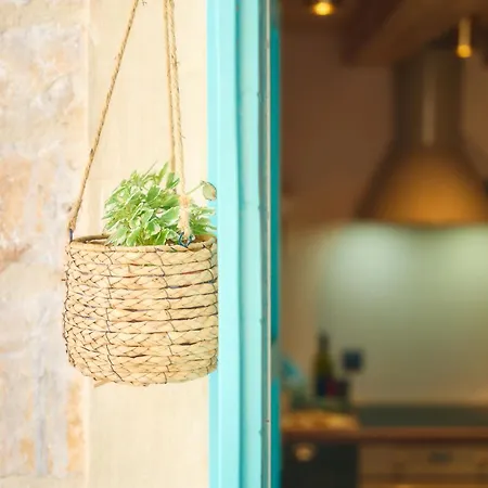 Charming 2br By The Sea Sućuraj