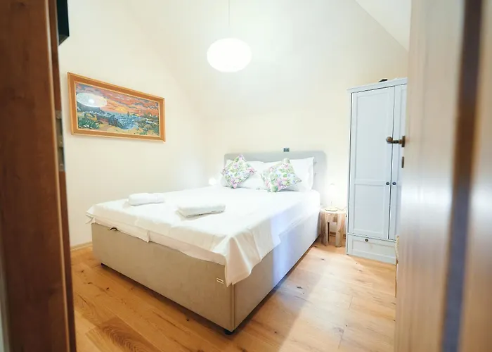 Charming 2br By The Sea *